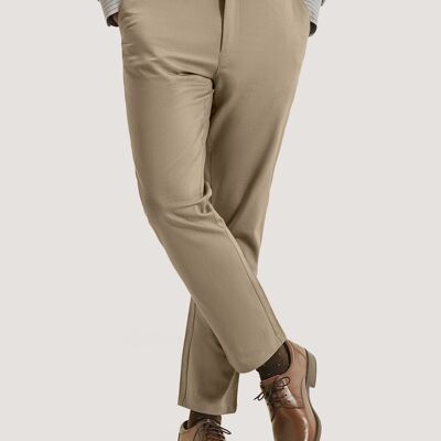 Pantalones chinos con textura de piedra