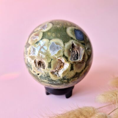 Sfera di cristallo di riolite e diaspro della foresta pluviale, 77 mm, 586 g