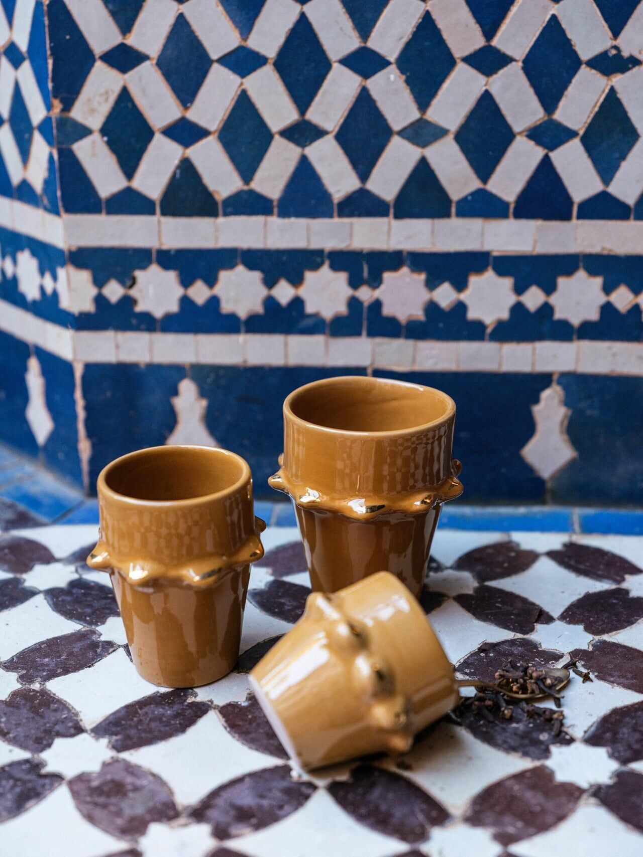 Groot kopje beldi tazza curry goud “Yasmina”