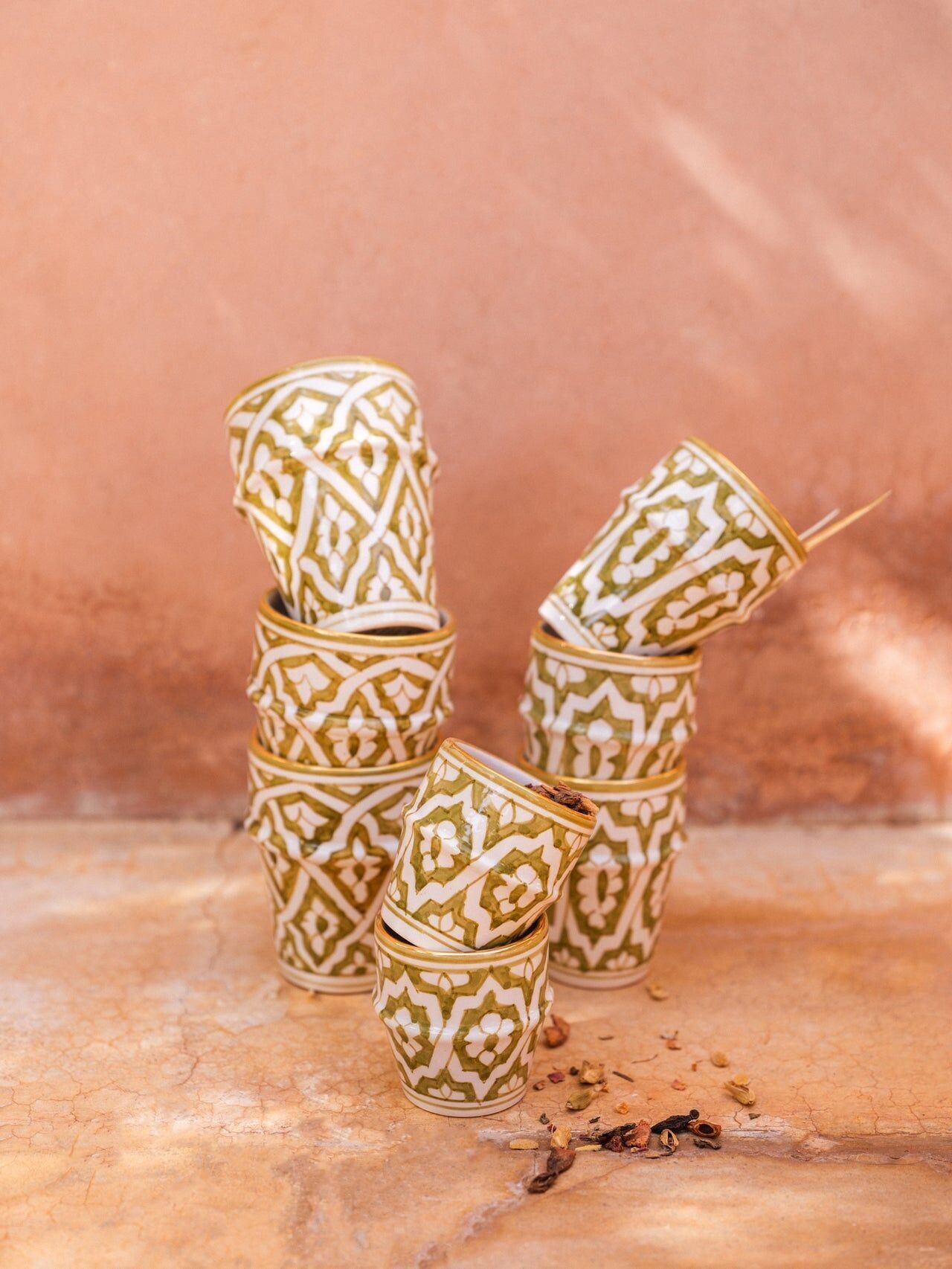 Kopje medio beldi fassia kaki goud “Imane”