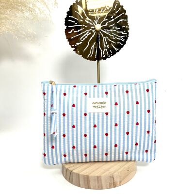 POCHETTE À RAYURES COLORÉES ULTRA PRINTANIÈRE AUX PETITS COEUR D’AMANDES