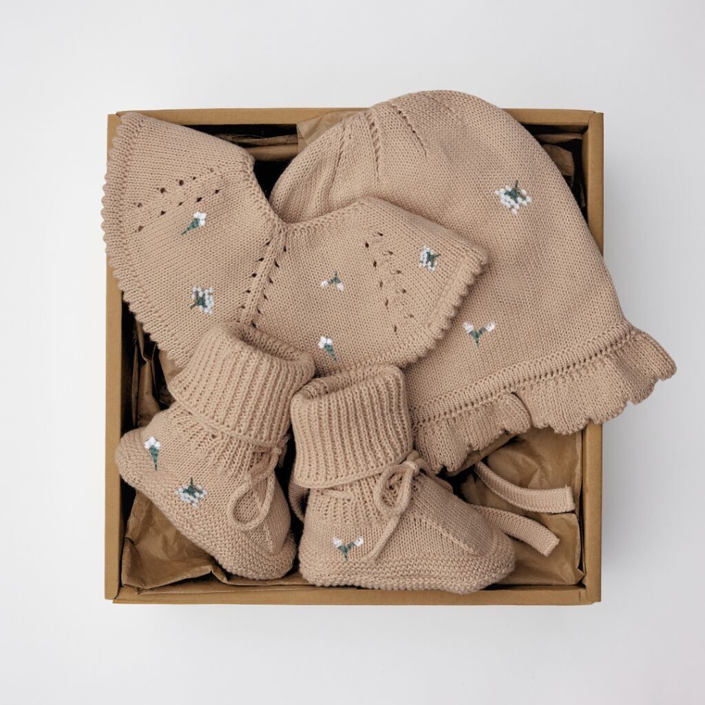 Embroidered Box -  Flower on nude