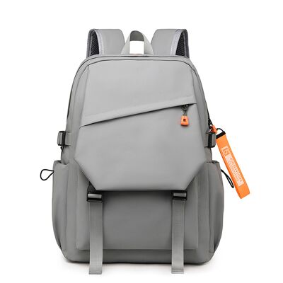 DMAS0151C04 Sac à dos pour ordinateur portable avec interface de chargement USB.