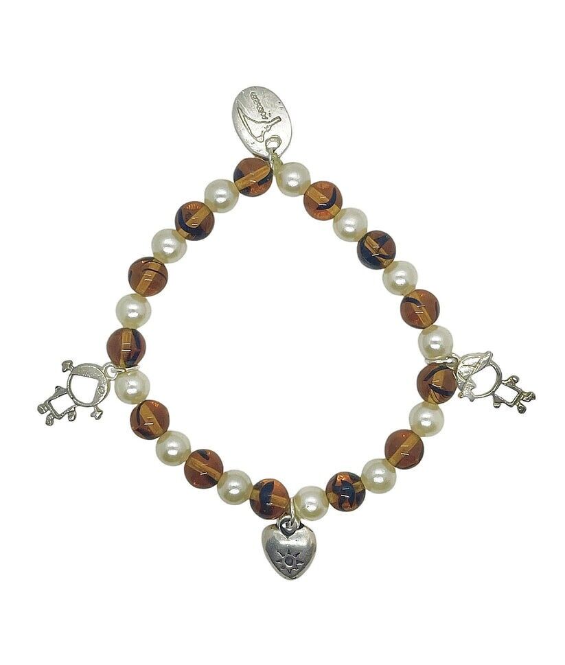 Elastisches Armband aus Bernstein- und Perlenmischung mit „Mum“-Anhängern in 10µ Silber