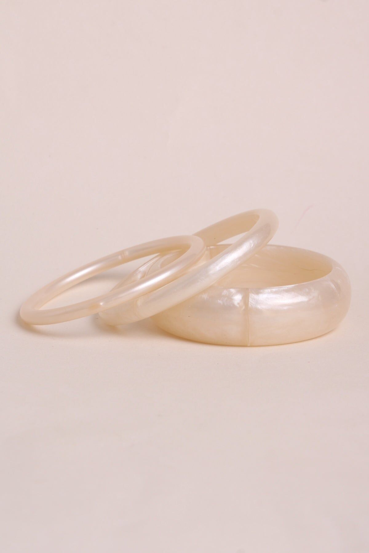 Mother-of-pearl bangles