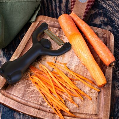 Julienne cutter cat