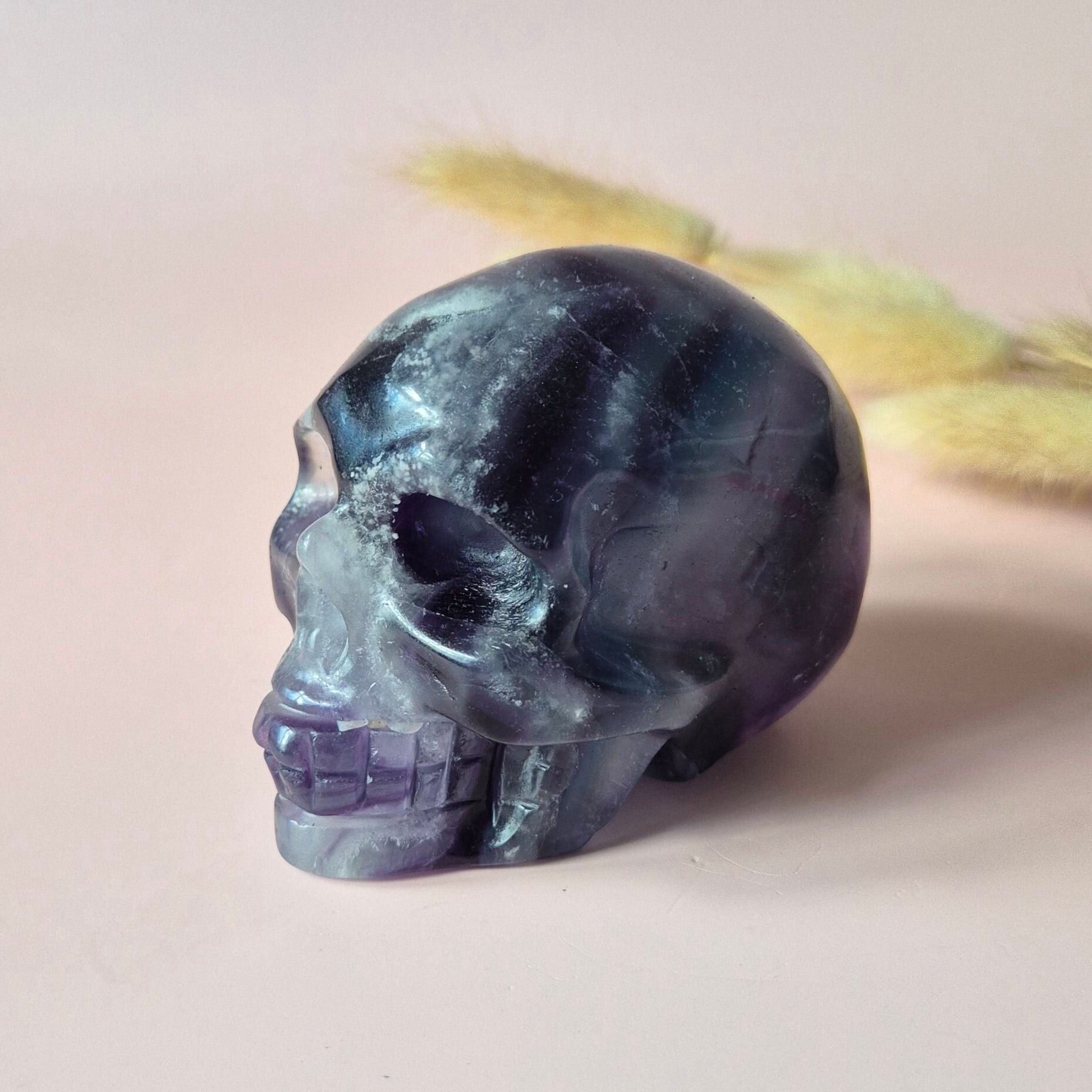 Bonbons en forme de crâne de pierres précieuses Crâne en fluorite #8 | 374g – 7,5x6x5cm