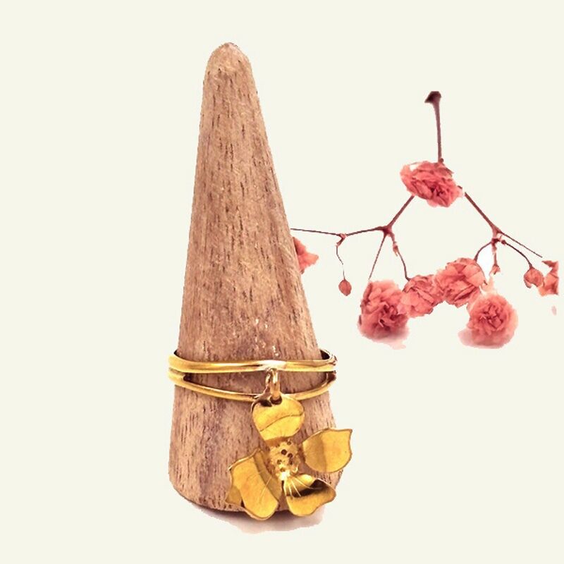 Blüten Charm Ring - Naturmessing