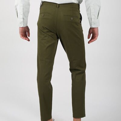 Pantaloni kaki