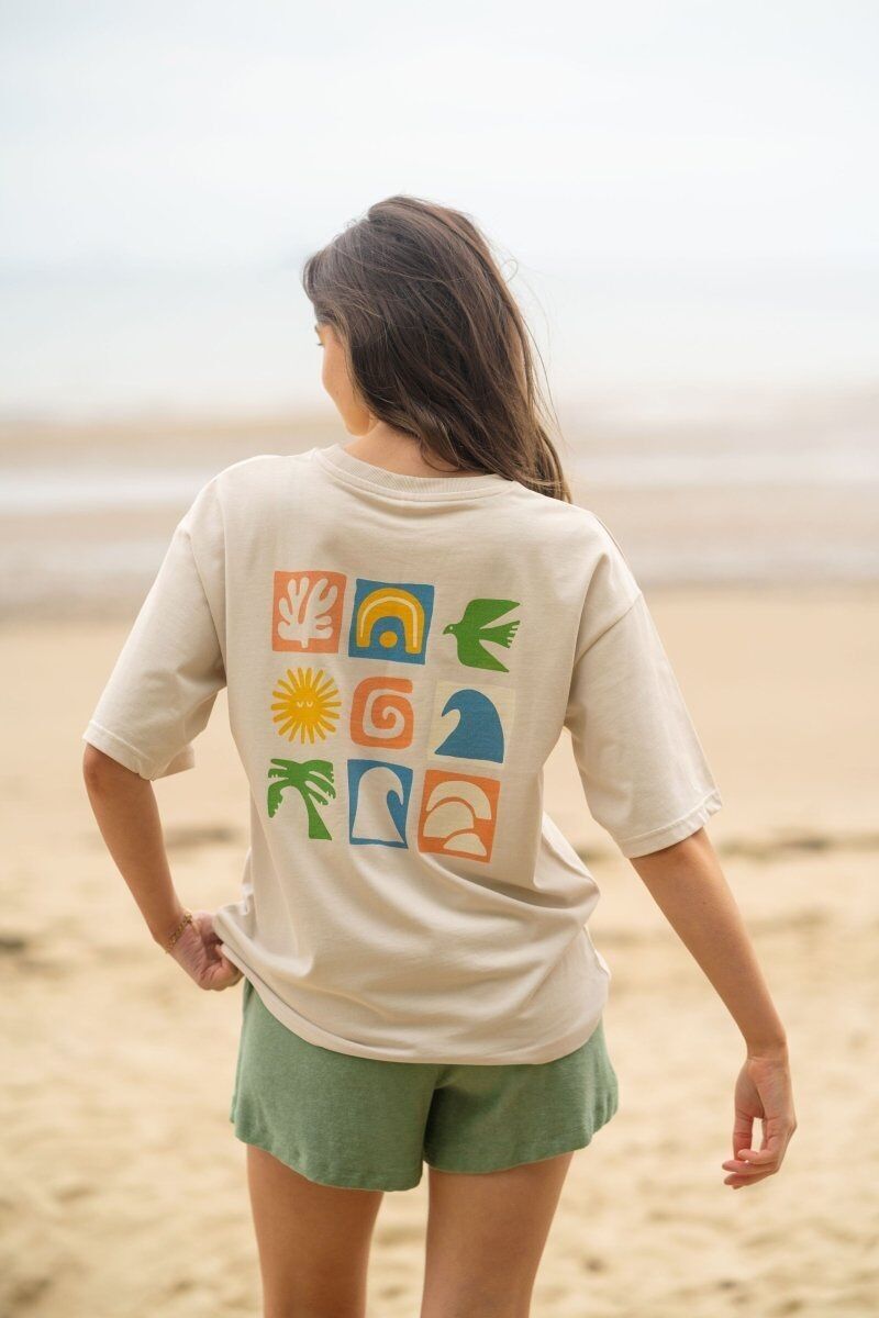 T-shirt oversize da donna con stampa "seaside"