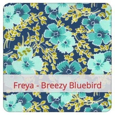 Large reusable bread bag, 45 cm x 35 cm, cotton fabric, pattern: Freya - Breezy Bluebird