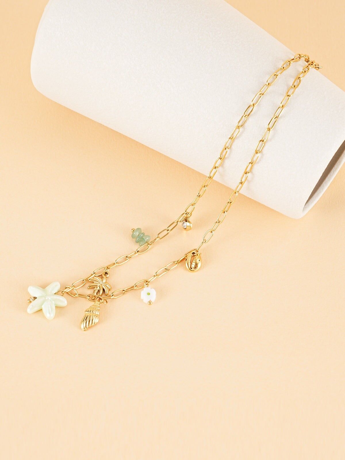 Collier chaîne dorée breloques de la mer couleur vert