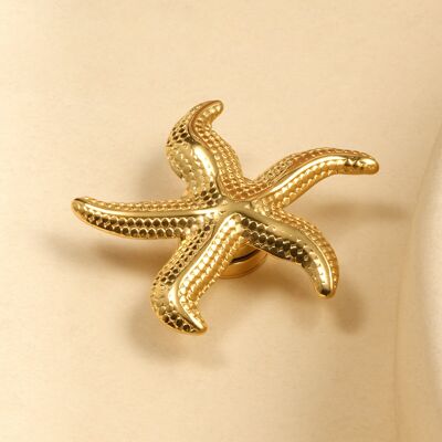 Gold magnetic starfish brooch