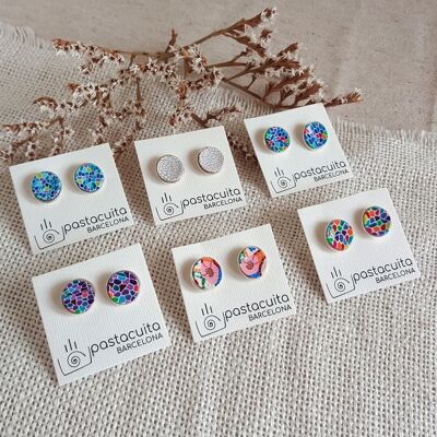 Modernist round button earrings.Catalan trencadis