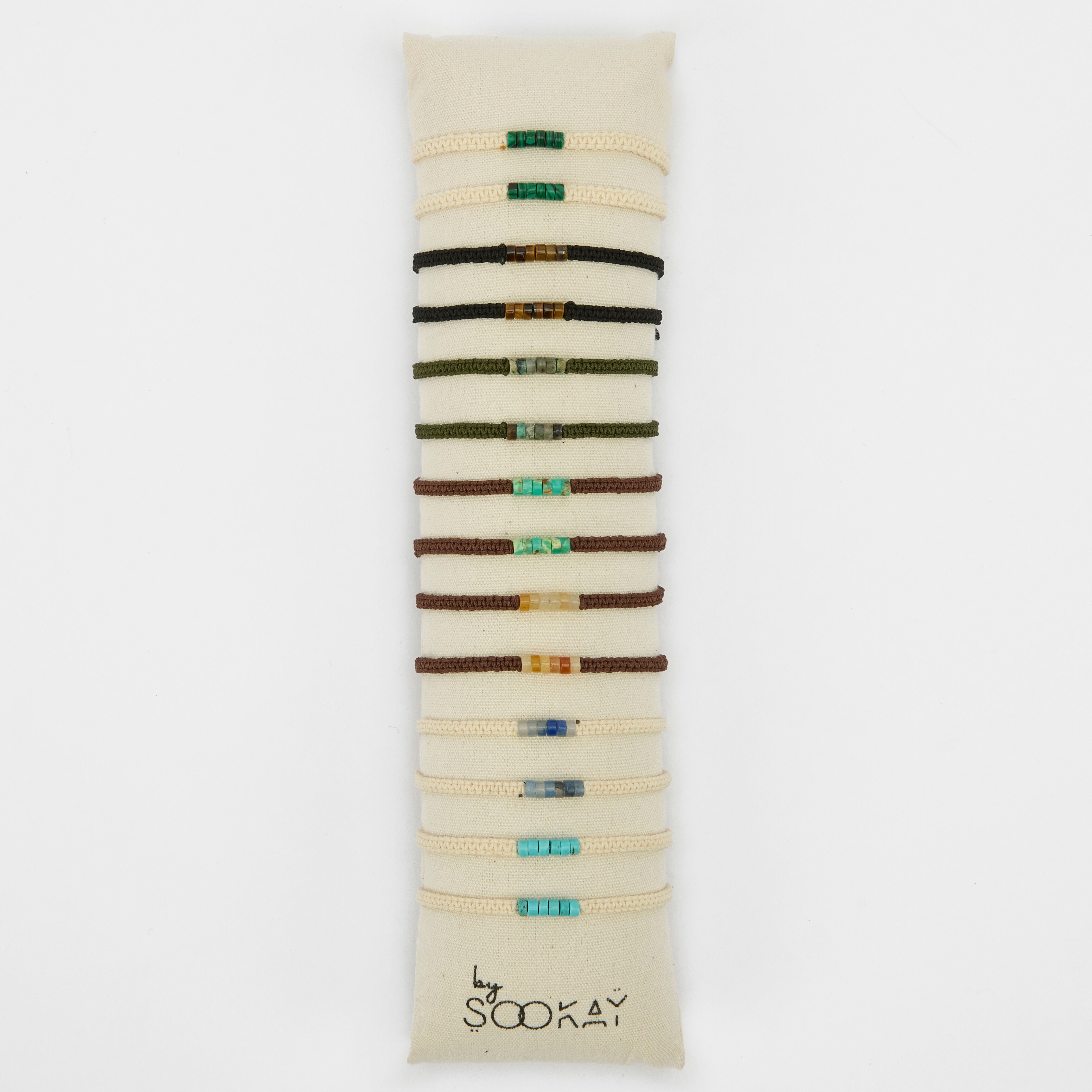 Braccialetti unisex in macramè con pietre cubiche