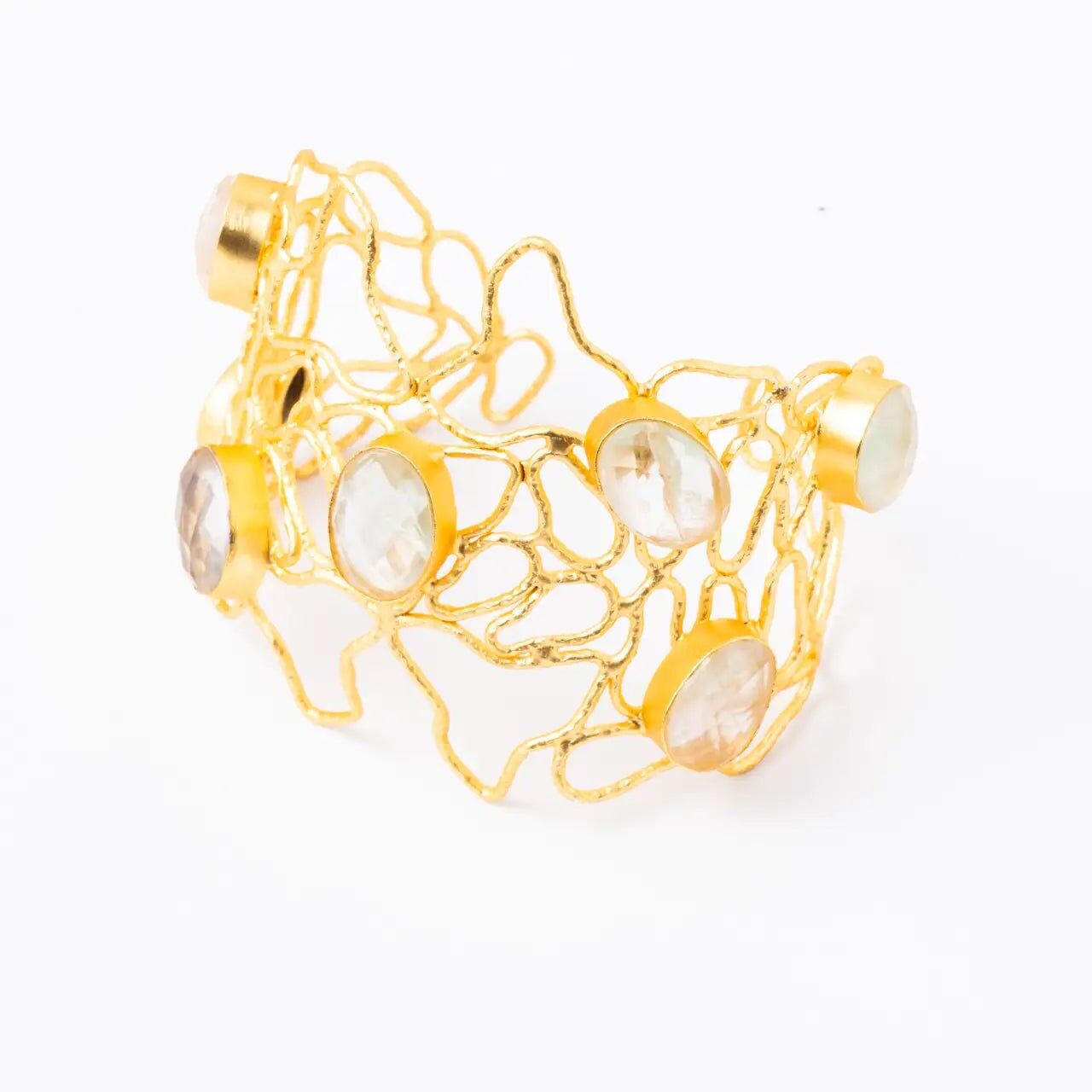 Ursula Ed Armband. Eingeschränktes Licht