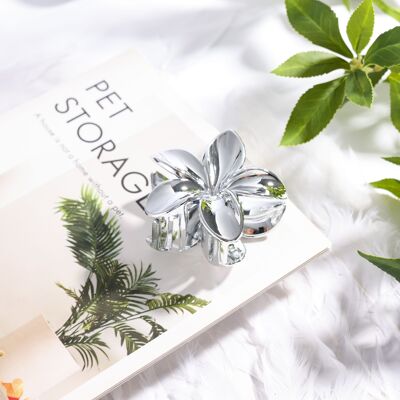 Pinza para el pelo con flor plateada - ⌀8 cm