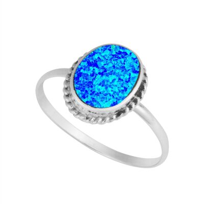 Bague ovale délicate en opale bleue