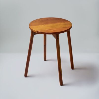 Mesa auxiliar de madera
