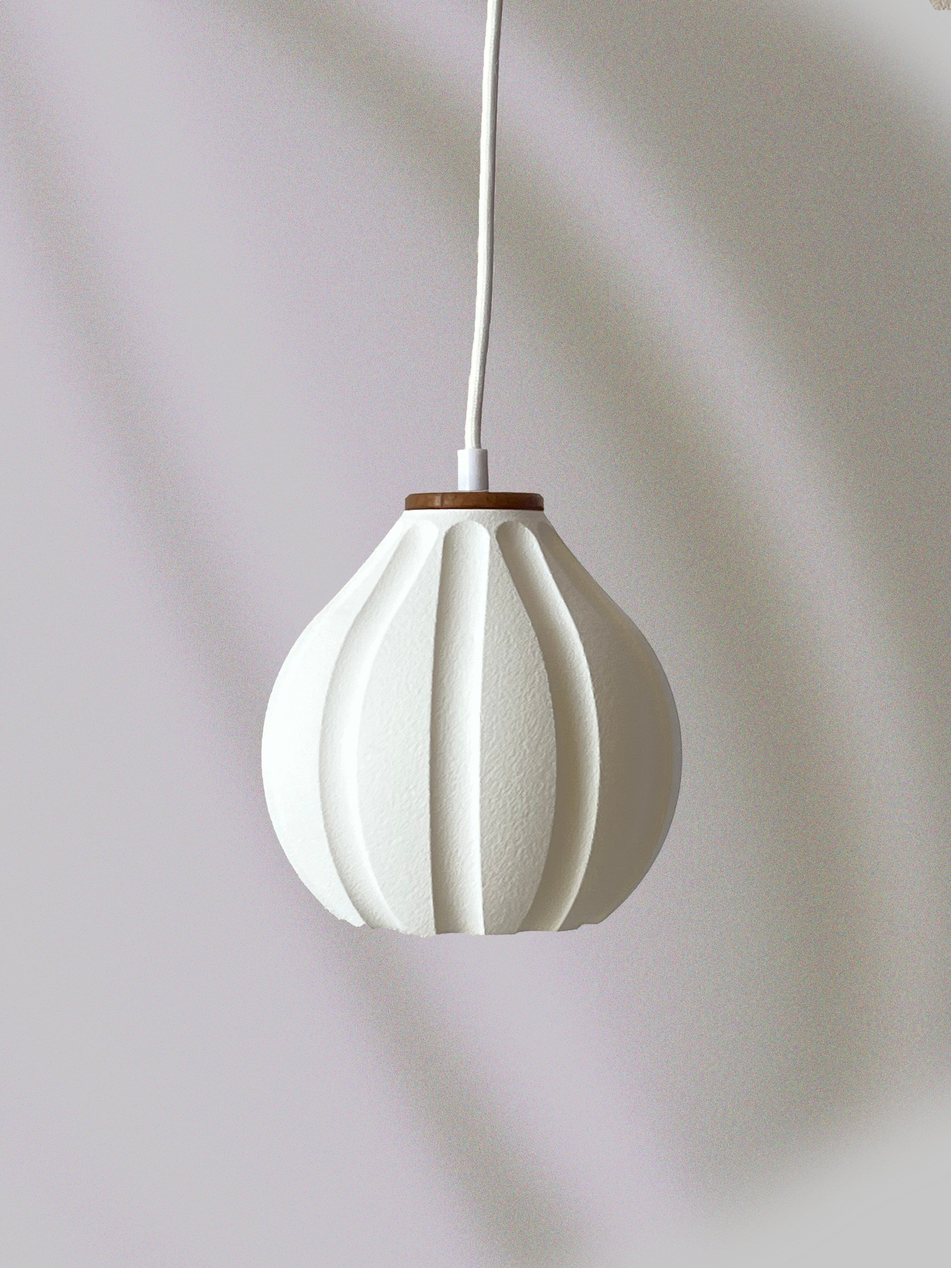 Ceiling lamp made with bio-based and recycled materials - Flower