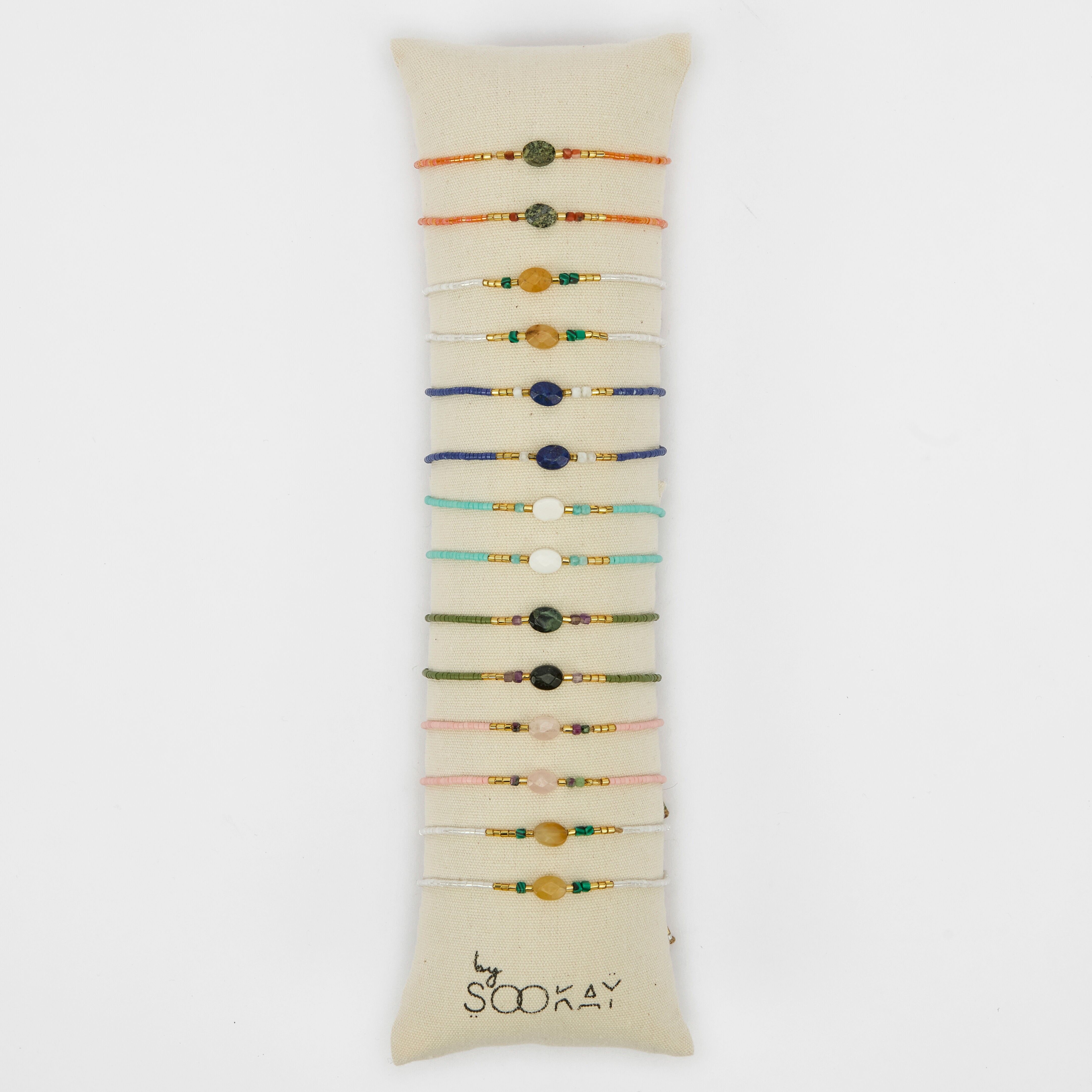 handgemachtes buntes ovales Steinarmband