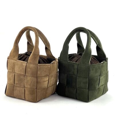 Sac à bandoulière en cuir suédé tissé à la main avec poignée en boîte FW25