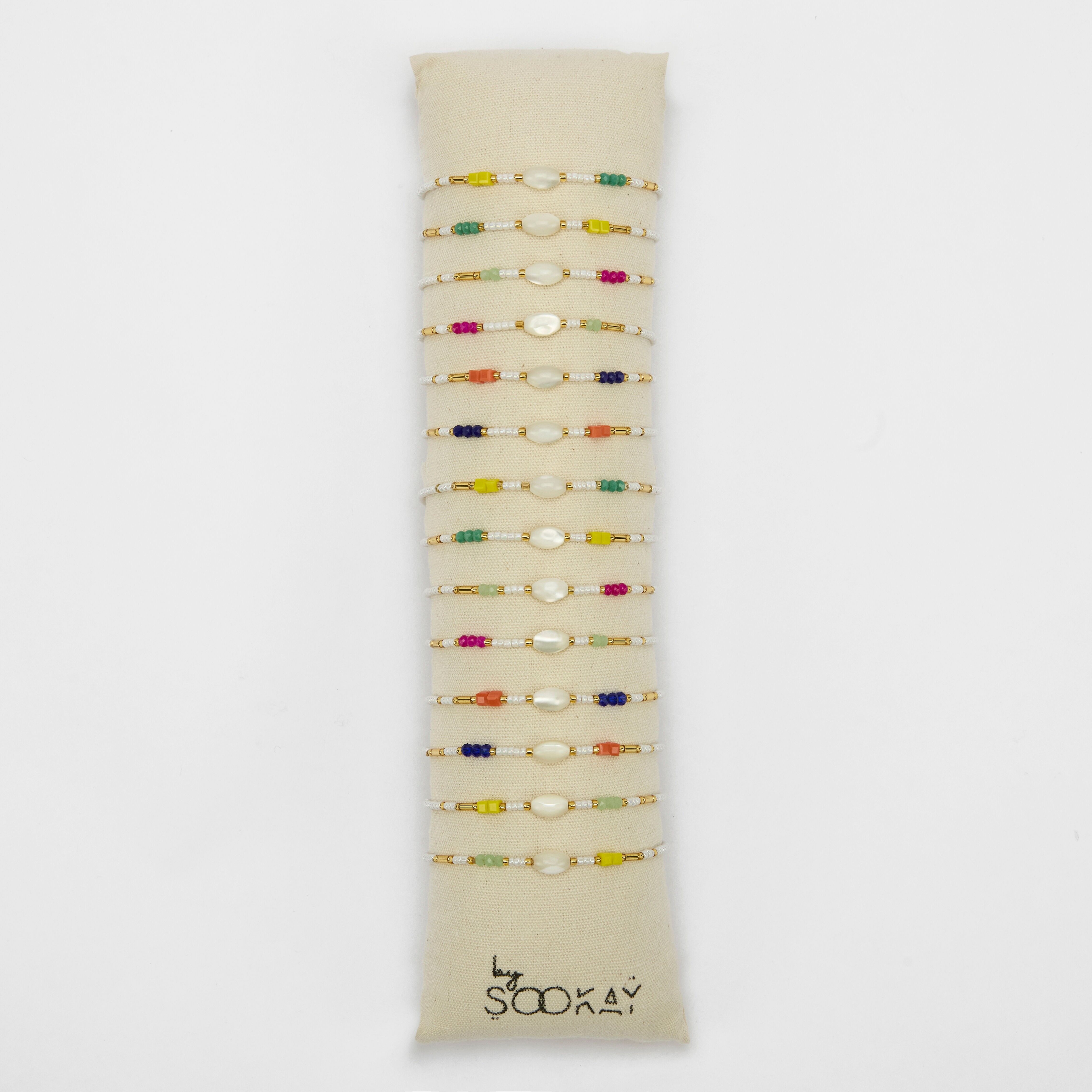 Handgefertigte Armbänder aus Perlmutt-Reissamen und Kristallperlen