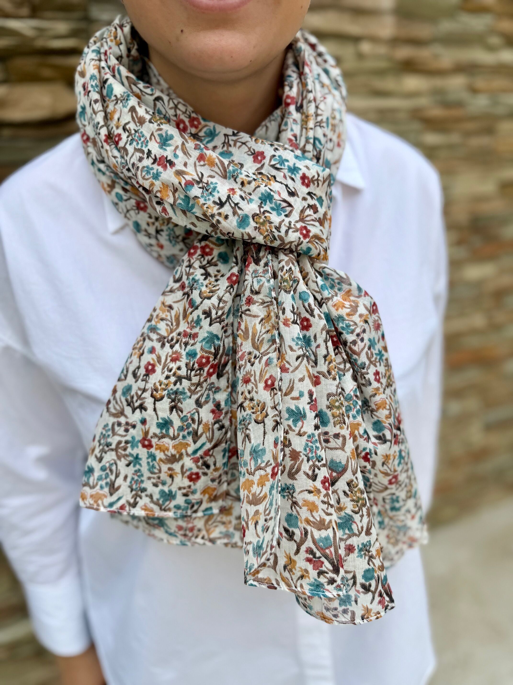 Pañuelo o pareo de mujer - 100% puro algodón Liberty de la India