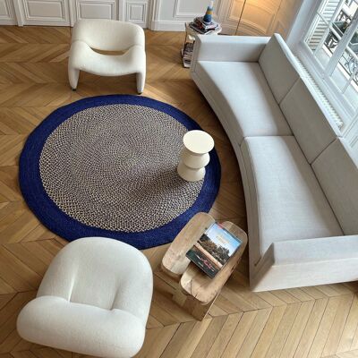 Tappeto rotondo in rafia naturale, blu navy e tè - 200 cm
