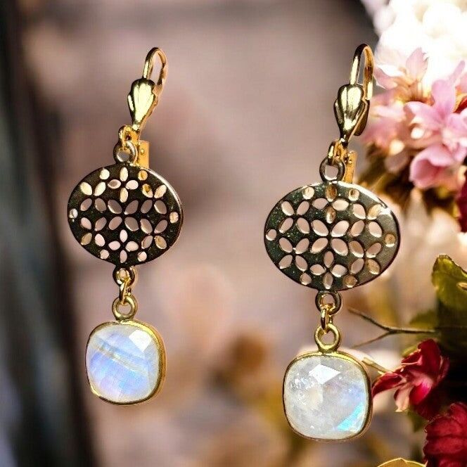 Orecchini "IVY" in oro fino e pietra di luna