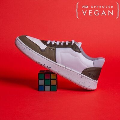 Sneakers vegane e riciclate EVAN in bianco e cachi