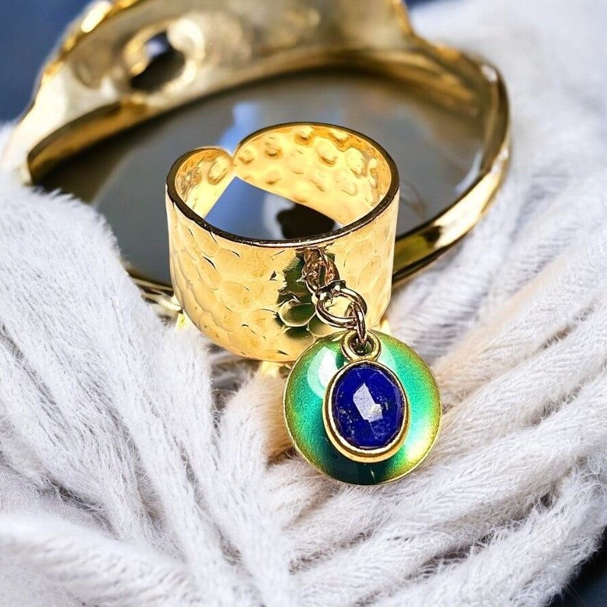 Anello "LEA" placcato oro pregiato con pietra Lapislazzuli e paillettes smaltate