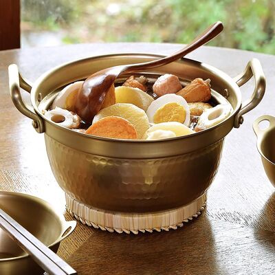 Japanese aluminum casserole dish with handles