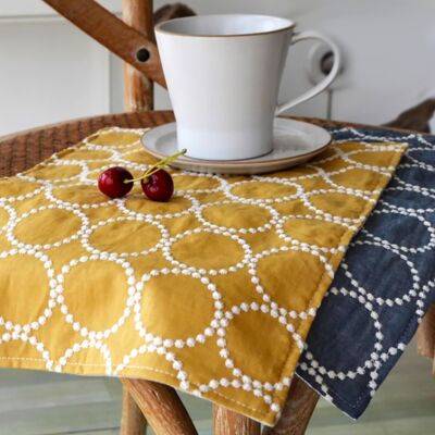Sets de table brodée en lin et coton lavé