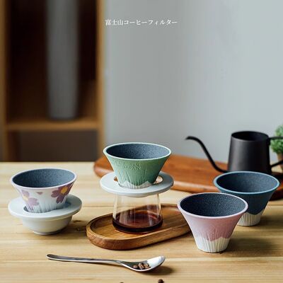 Filtro de café cerámico Arita-yaki "Monte Fuji"