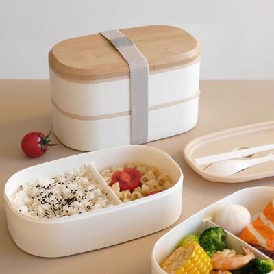Minimalist bento box with wooden lid