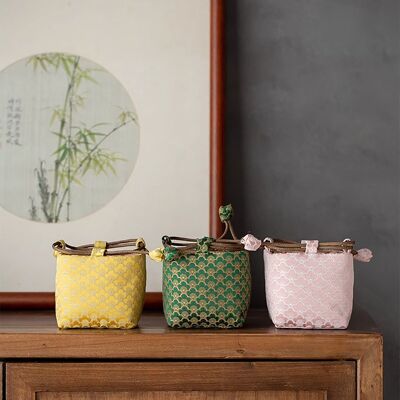 Borsa portaoggetti per accessori da tè in broccato