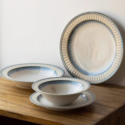 Assiette en céramique avec motif “Éclat Marin”
