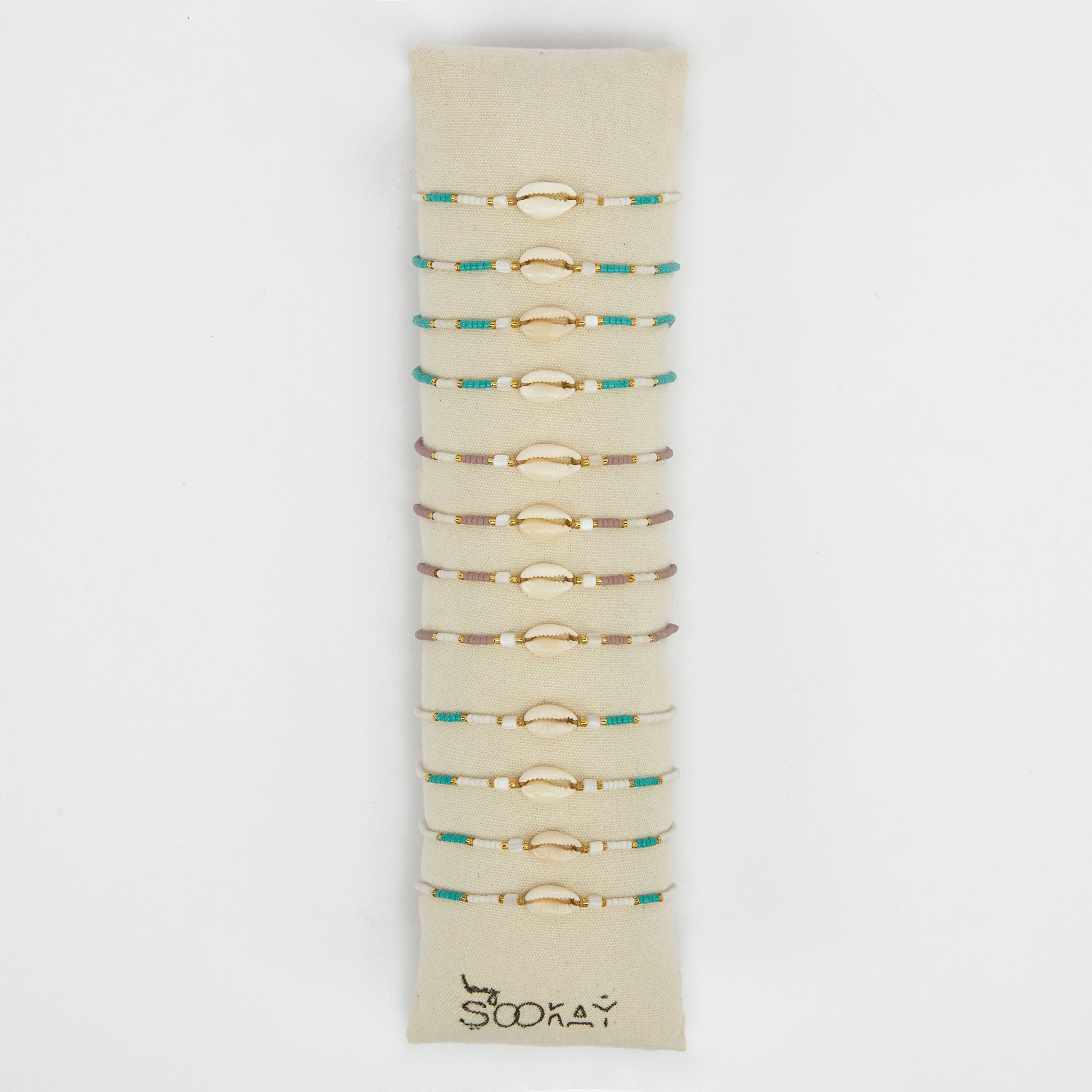 Natürliches Kauri-Armband – Heishi-Perlmutt und japanische Perlen