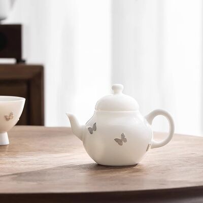 Théière en porcelaine jade et Clous d'argent avec motif papillon