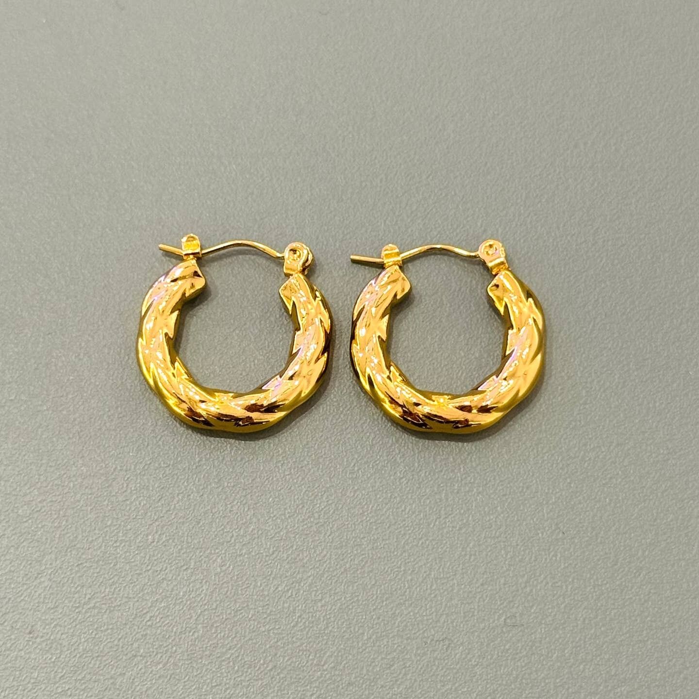 Tore Creolen aus Edelstahl