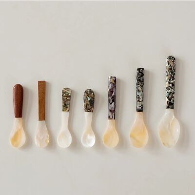 Natural mother-of-pearl spoon