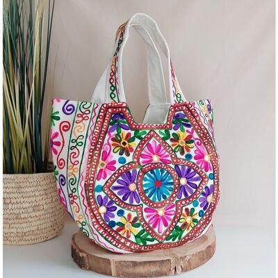 Shoulder bag with floral pattern
