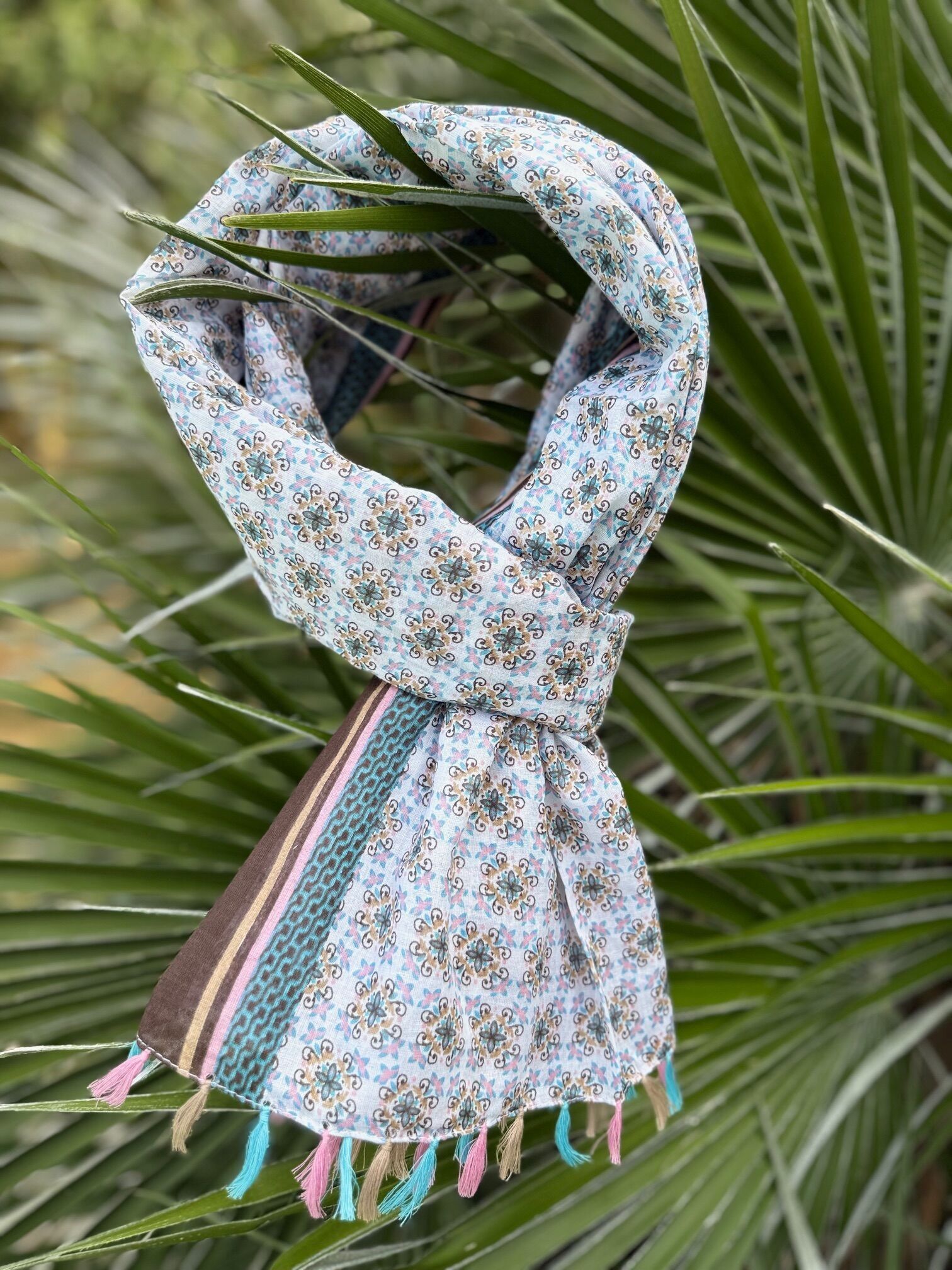 Bufanda de mujer 100% algodón indio o pareo en verano