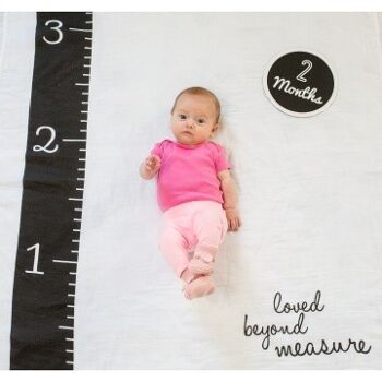 Lulujo Baby's First Year's Swaddle & Cards - Aimé au-delà de toute mesure 5