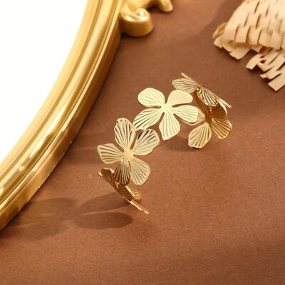 Pulsera de Oro Puño Abierto Corona de Flores Grabadas