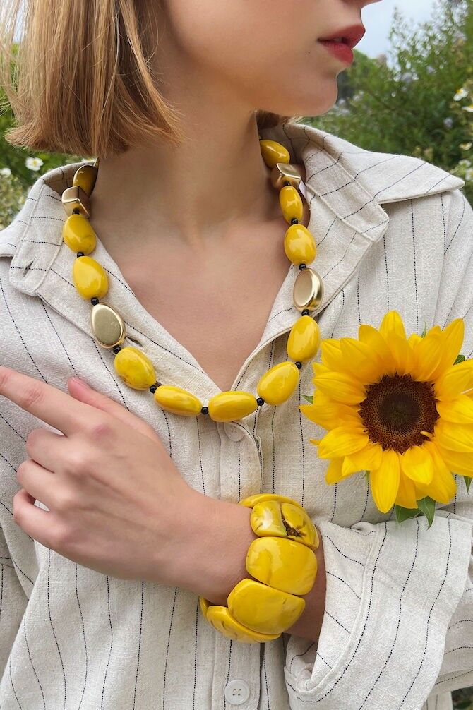 Collana in resina 2WY02