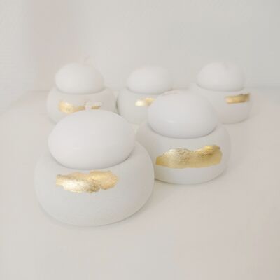 Kleiner runder Teelichthalter aus weißem und goldenem Beton