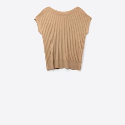 Pull en maille fine côtelée camel à col bateau
