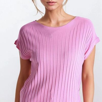 Maglione fucsia a costine sottili con scollo a barca